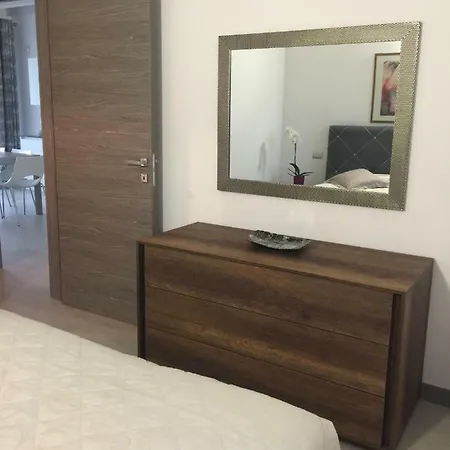 Luxury La Victoria Apartment